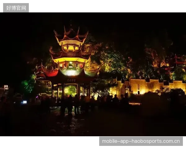 凤凰山座无虚席:从“座无虚席”到“座无虚席”的新时代 凤凰山座无虚席:从“座无虚席”到“座无虚席”的新时代